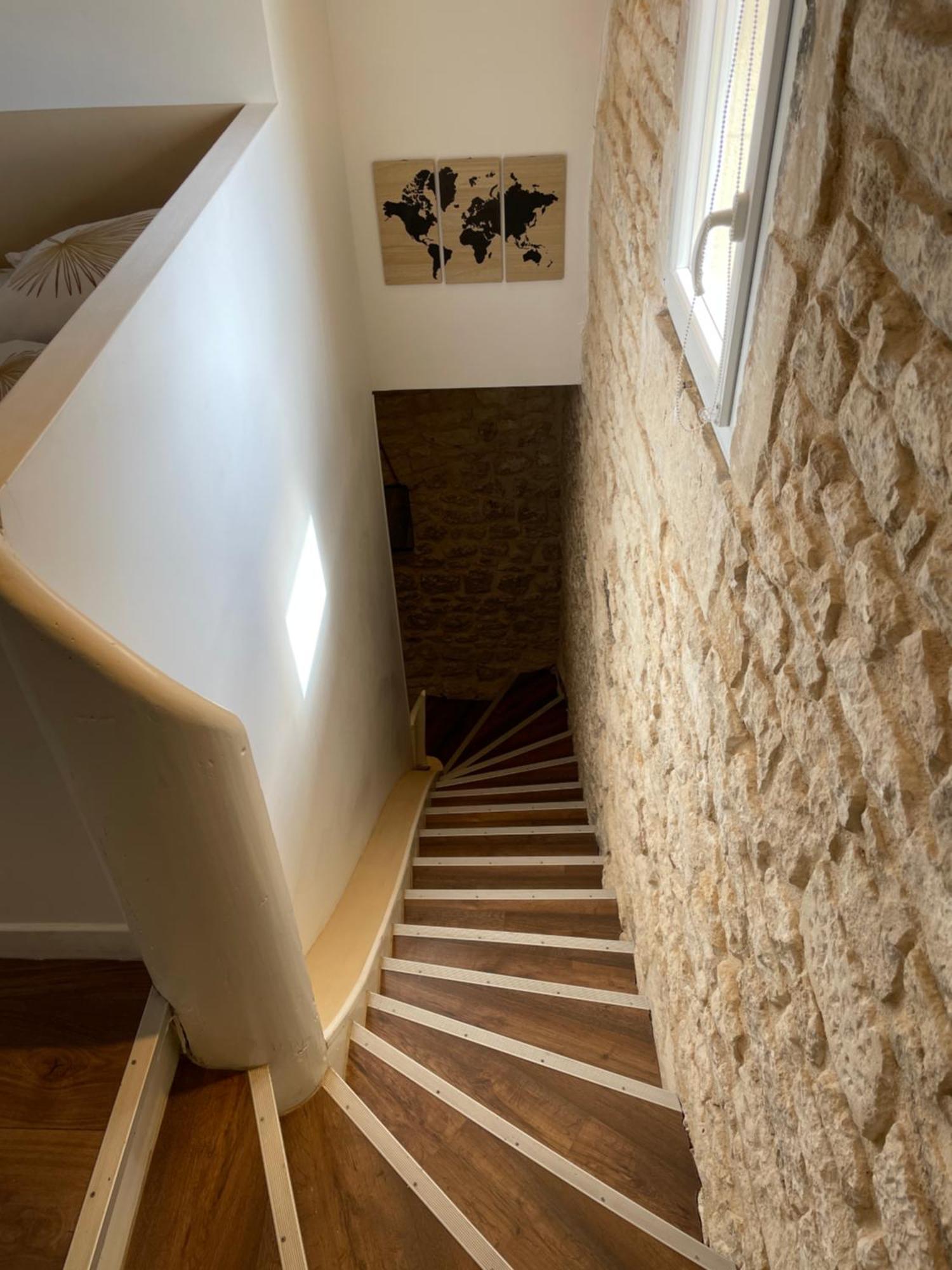 Chez Jean-Yves Et Zoe - Le Saint Andre - Au Calme, Tres Propre, Proche Parkings, Clim Apartment Niort Bagian luar foto
